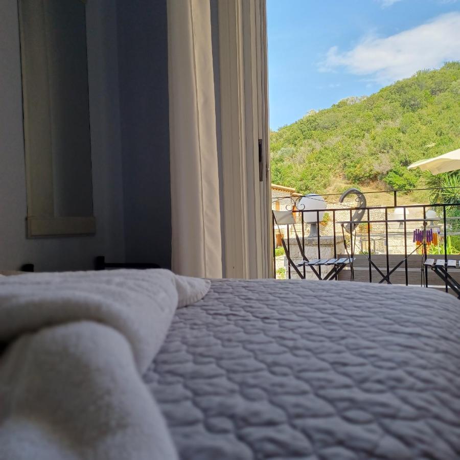 Μπουκαμβίλια - Bougainvillea Sivota  Bagian luar foto